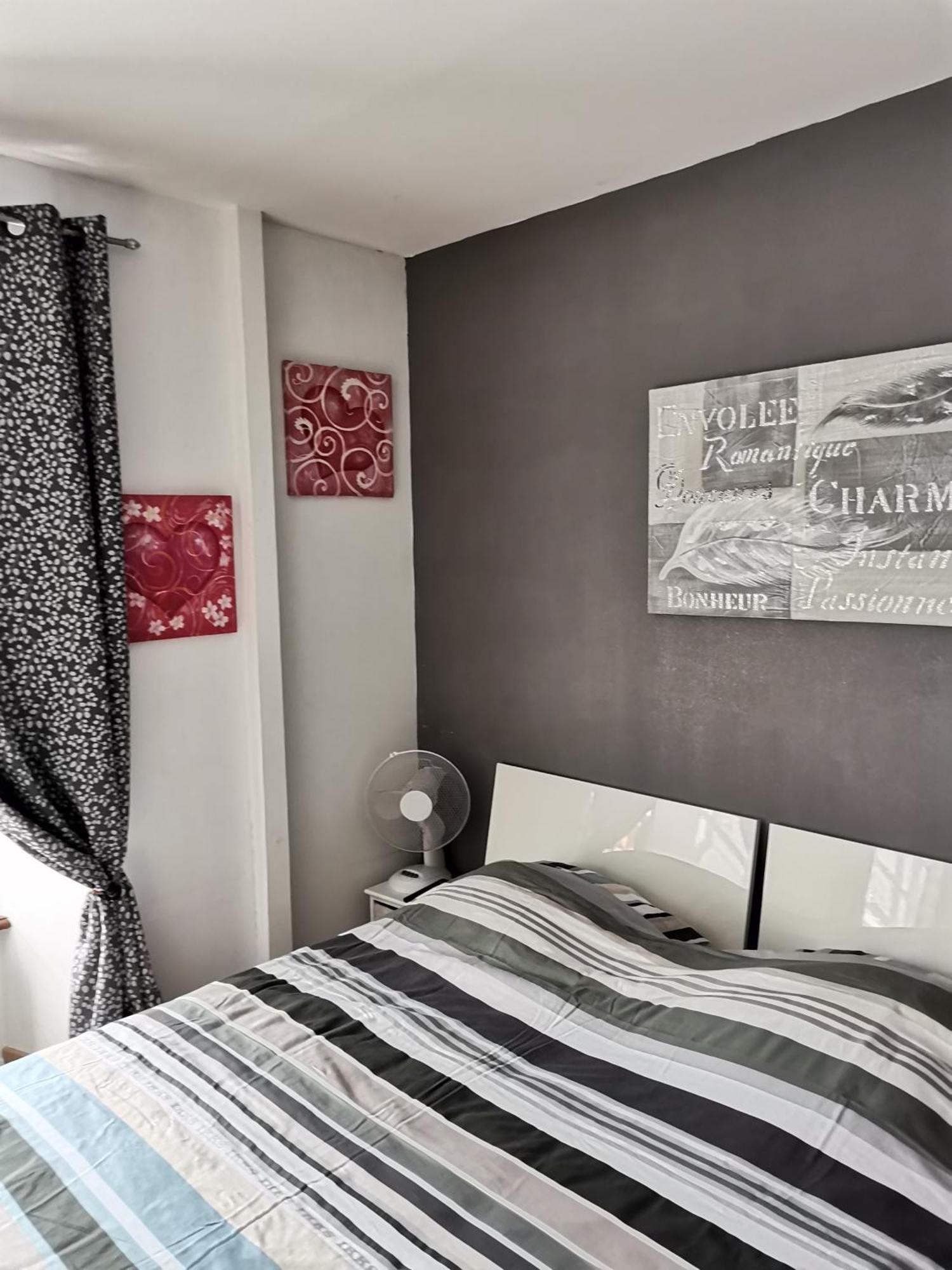 La Ruche Cantalienne Saint-Etienne-de-Chomeil ห้อง รูปภาพ